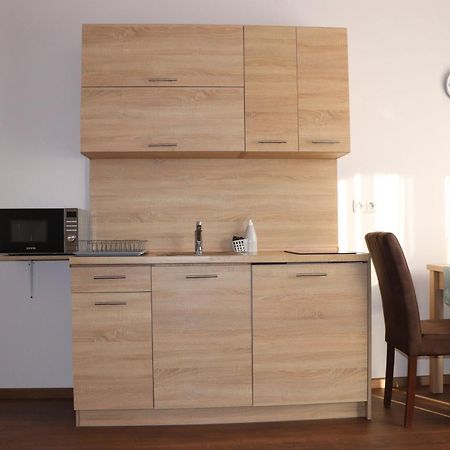 Liget Apartmanhaz Kehidakustány Buitenkant foto